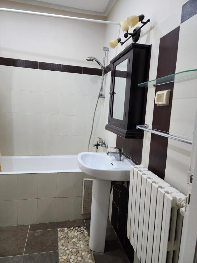Duplex Bien Equipe Securise Avec Jardin Et Veranda Ла Марса Екстериор снимка