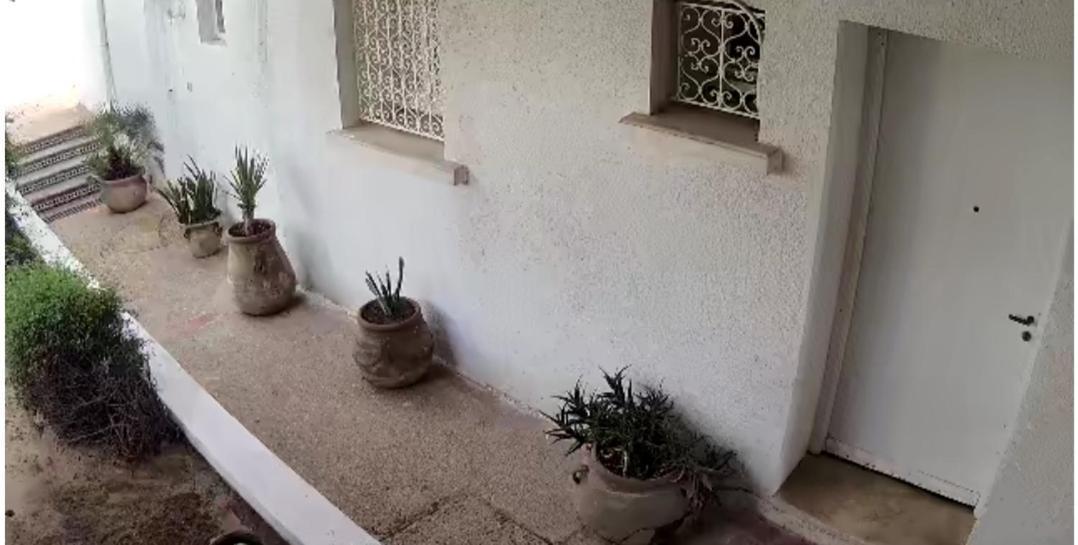Duplex Bien Equipe Securise Avec Jardin Et Veranda Ла Марса Екстериор снимка